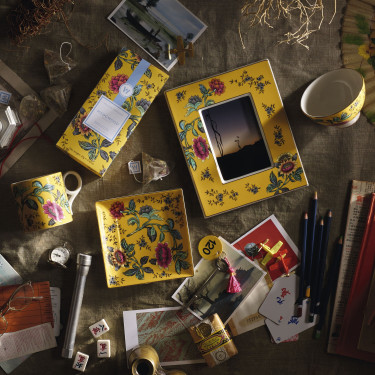 Тарелка подарочная Yellow Tonquin Wonderlust, Wedgwood - 94654
